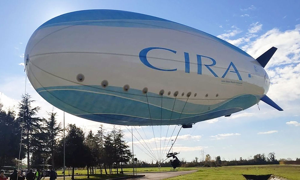 12-m-Aerostat-in-air
